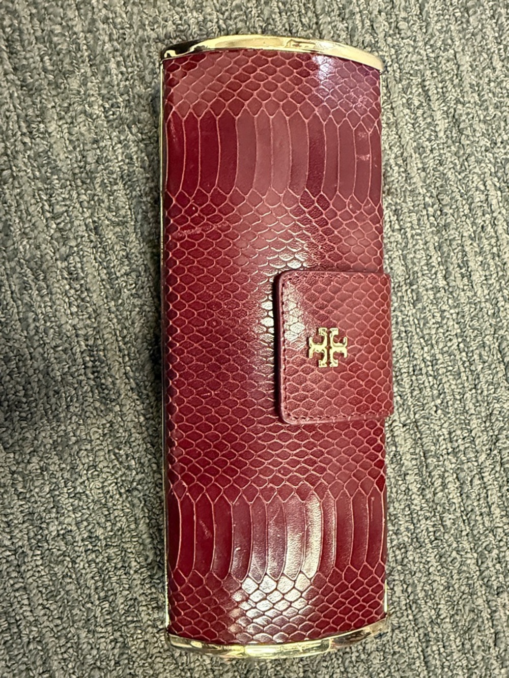 Tory Burch Wine burgundy Snake-Embossed clutch with Gold Logo